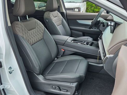 New 2025 Nissan Murano Platinum w/ Cargo Package image 15