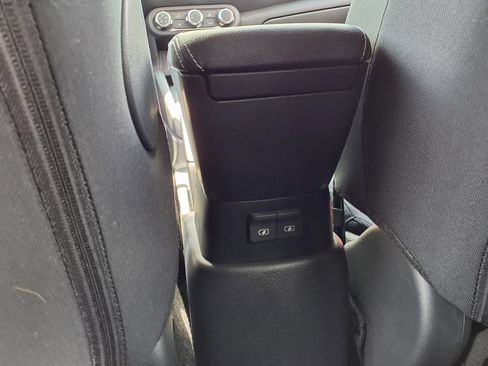 Used 2025 Nissan Kicks Play S FWD image 25