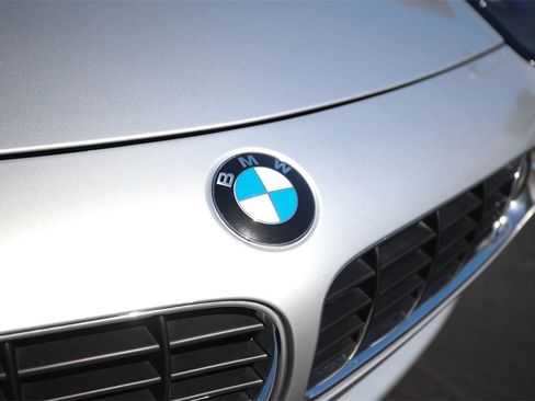 Used 2001 BMW Z8 image 14