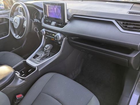 Used 2024 Toyota RAV4 LE image 30