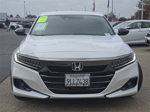 Used 2021 Honda Accord Sport image 2