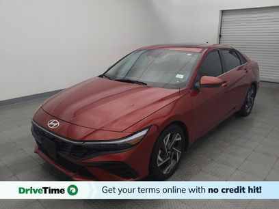 Used 2025 Hyundai Elantra SEL
