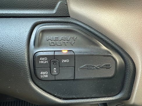 Used 2019 RAM 3500 Laramie image 42