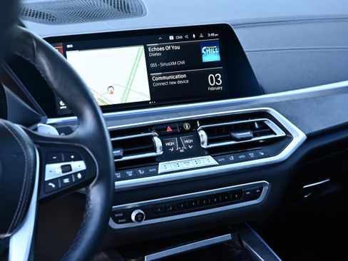 Certified 2023 BMW X5 xDrive40i w/ Premium Package image 21