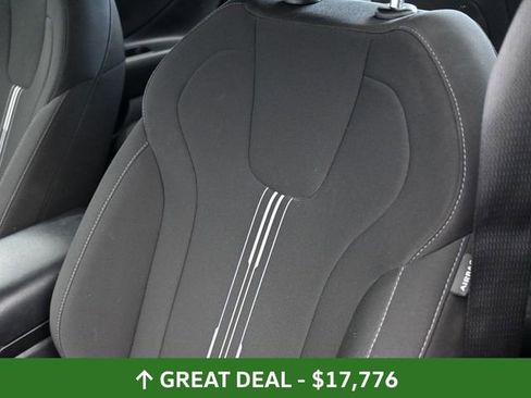 Used 2024 Hyundai Elantra SEL image 20