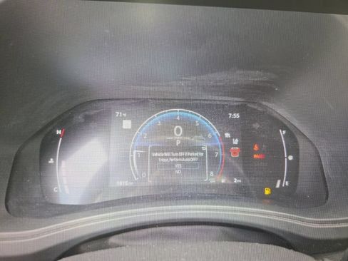 Used 2025 Toyota Grand Highlander AWD image 10