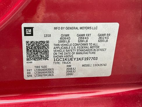 Used 2019 Chevrolet Silverado 2500 High Country w/ Duramax Plus Package AWD/4WD image 28
