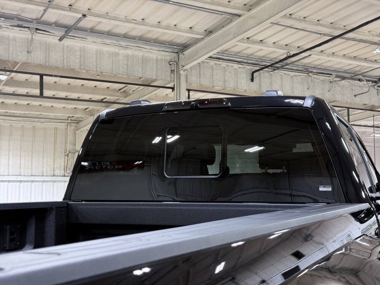 Used 2026 Ford F450 Platinum w/ FX4 Off-Road Package AWD/4WD image 45