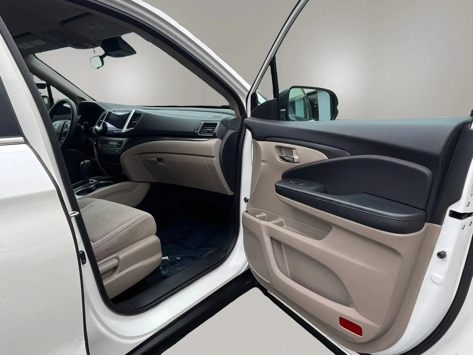 Used 2016 Honda Pilot EX image 14
