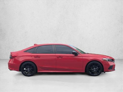 Used 2023 Honda Civic Sport image 4