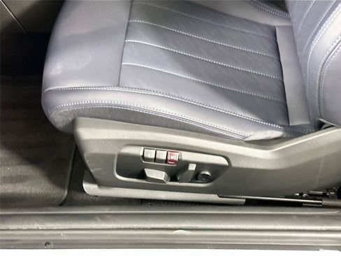 Certified 2025 MINI Cooper 2-Door Hardtop FWD image 14