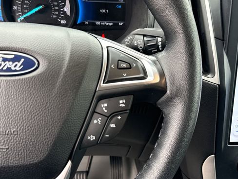 Used 2023 Ford Edge SEL w/ Convenience Package image 16