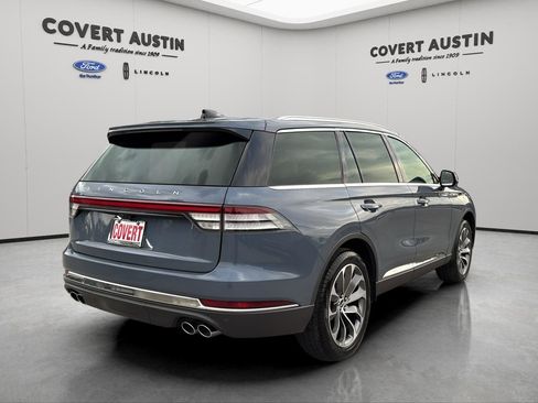 Used 2025 Lincoln Aviator Reserve w/ Illumination Package image 5