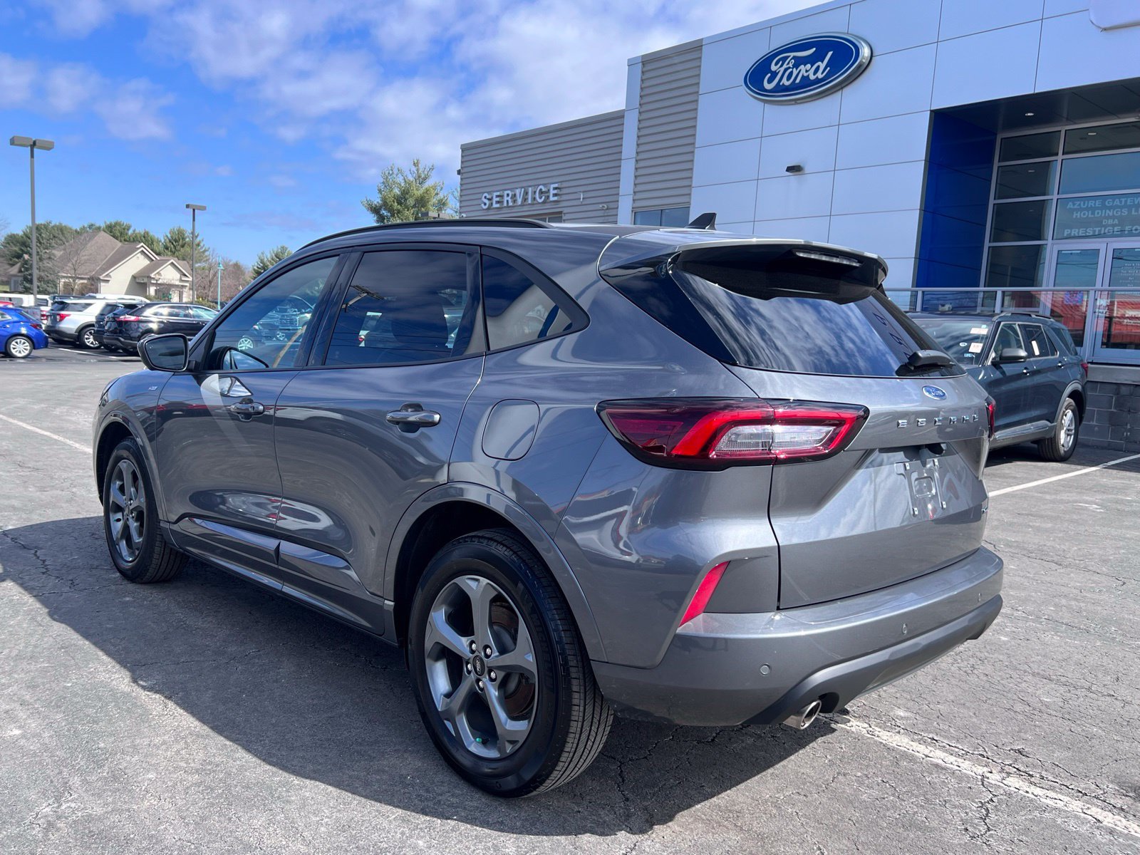Used 2023 Ford Escape ST-Line Select w/ Tech Pack #2 AWD/4WD image 6