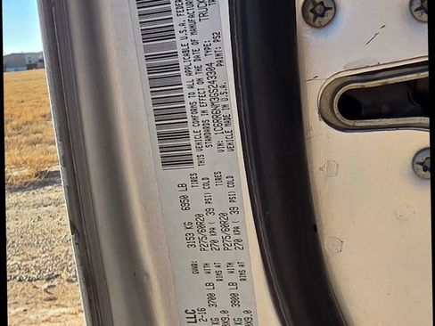 Used 2016 RAM 1500 Laramie w/ Convenience Group image 23