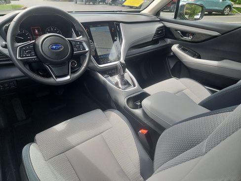 Certified 2025 Subaru Outback Premium AWD/4WD image 3