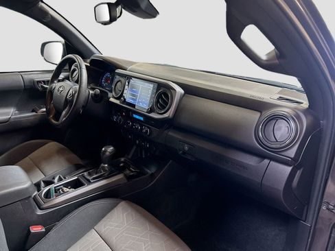 Used 2023 Toyota Tacoma TRD Off-Road image 26