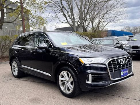 Used 2021 Audi Q7 3.0T Premium Plus w/ Premium Plus Package AWD/4WD image 8