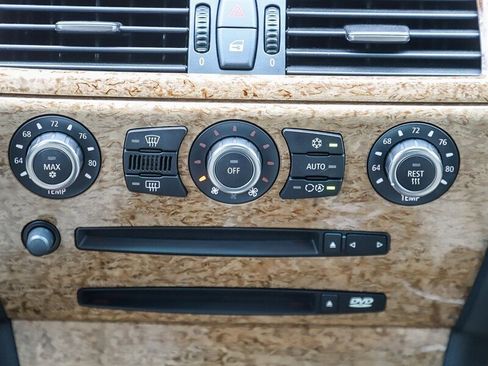 Used 2006 BMW 650i Convertible image 17