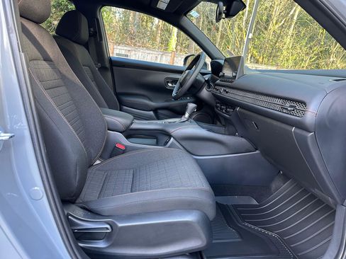 Used 2024 Honda HR-V Sport image 10