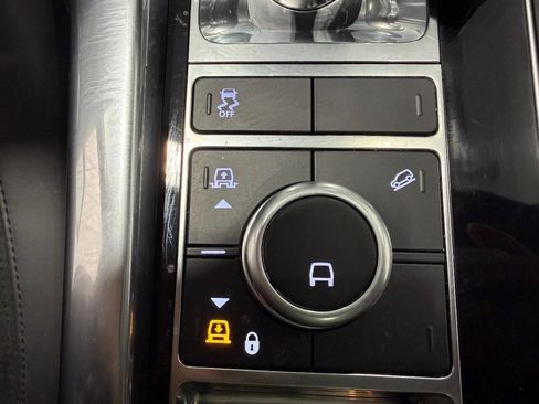 Used 2019 Land Rover Range Rover Sport HST image 33