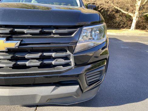 Used 2022 Chevrolet Colorado W/T w/ Custom Special Edition image 14