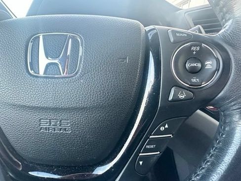 Used 2017 Honda Pilot Elite image 13