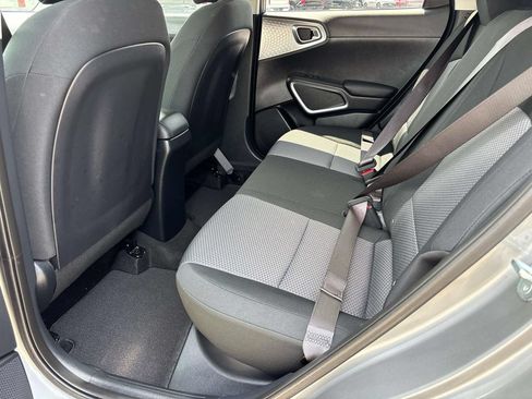 Used 2024 Kia Soul FWD image 14