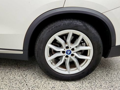 Used 2022 BMW X5 xDrive45e w/ Premium Package AWD/4WD image 9