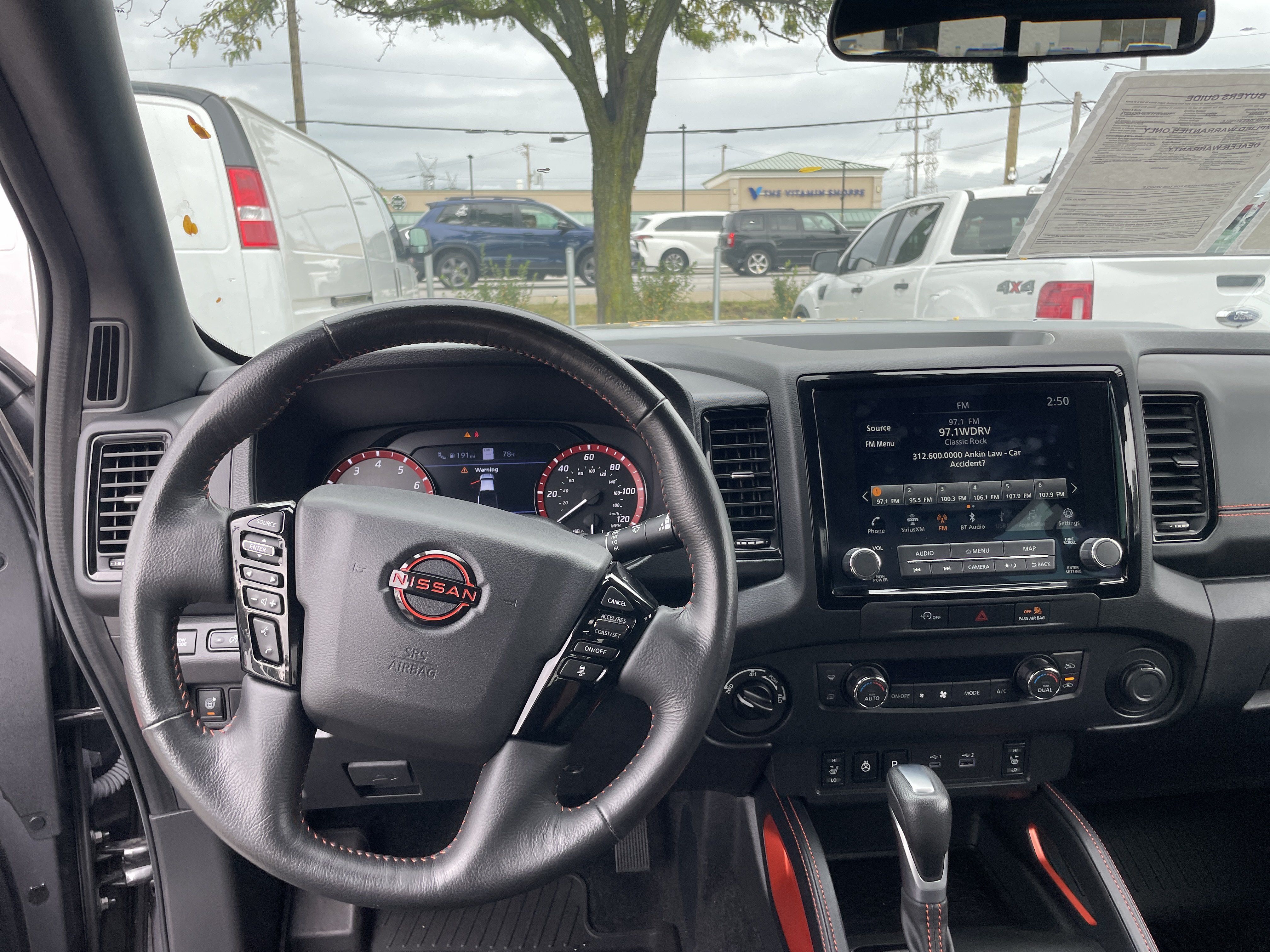 Used 2023 Nissan Frontier PRO-4X w/ Pro Convenience Package AWD/4WD image 17