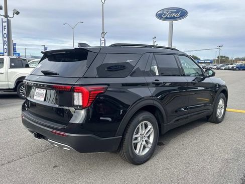 New 2026 Ford Explorer Active w/ Active Comfort Package image 5