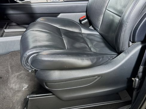 Used 2023 Lincoln Navigator L Reserve image 24