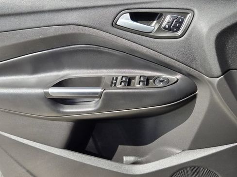 Used 2019 Ford Escape Titanium FWD image 23