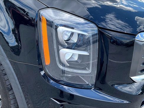 Used 2020 Kia Telluride EX AWD/4WD image 30