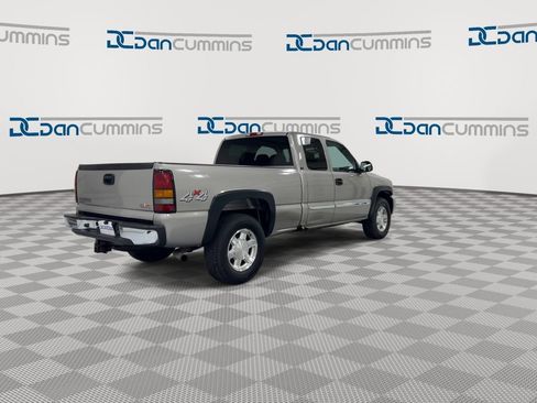 Used 2006 GMC Sierra 1500 SLE w/ Light Duty Power Package AWD/4WD image 8