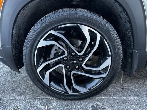 Used 2024 Chevrolet TrailBlazer RS w/ Convenience Package image 8