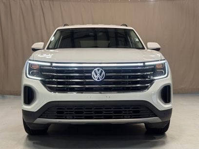 Certified 2025 Volkswagen Atlas SE