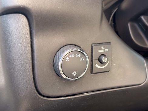 Used 2020 Chevrolet Express 3500 w/ Driver Convenience Package RWD image 16