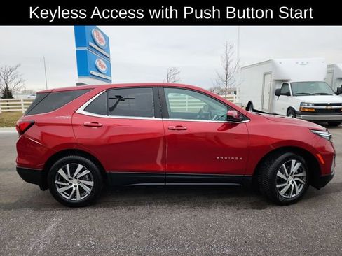 Used 2022 Chevrolet Equinox LT image 11