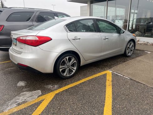 Used 2014 Kia Forte EX image 2