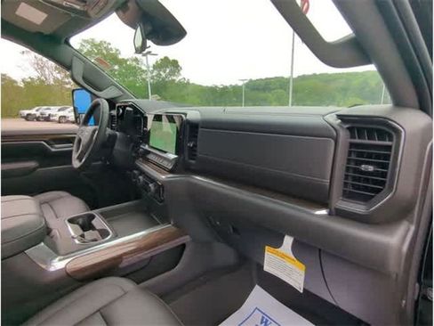 New 2025 Chevrolet Silverado 2500 LT AWD/4WD image 29