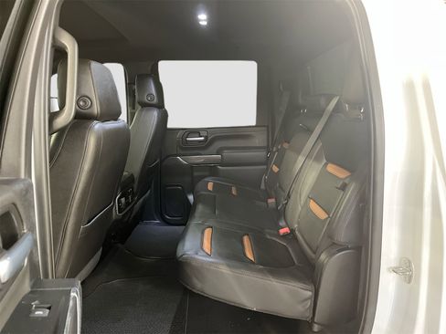Used 2023 GMC Sierra 2500 AT4 image 23