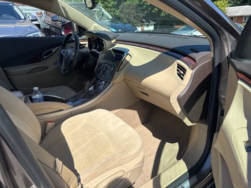 Used 2011 Buick LaCrosse CX FWD image 18