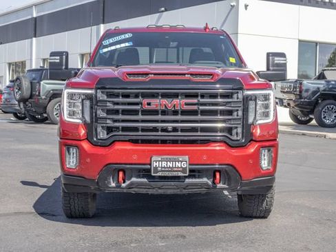 Used 2021 GMC Sierra 2500 AT4 w/ AT4 Preferred Package AWD/4WD image 2