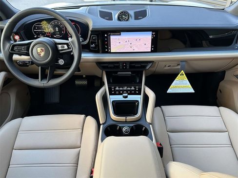 New 2026 Porsche Cayenne image 14