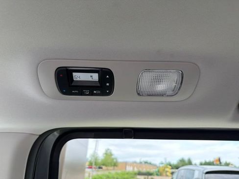 Used 2025 Honda Odyssey Touring image 31