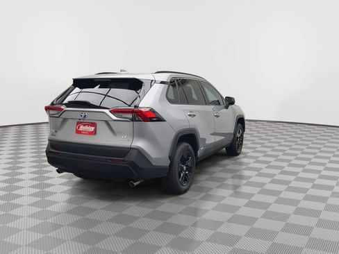 Used 2024 Toyota RAV4 LE AWD/4WD image 31