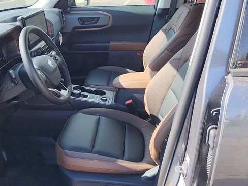 New 2025 Ford Bronco Sport Outer Banks w/ Sasquatch Outer Banks Package image 14