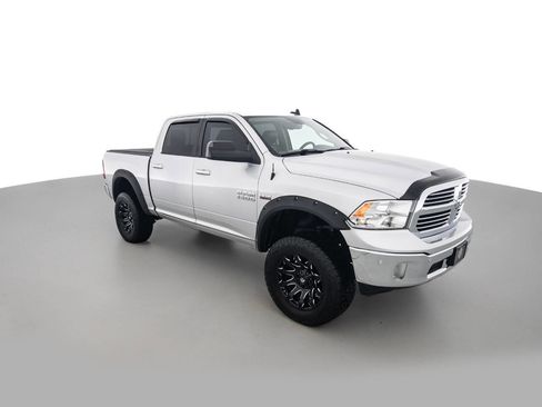 Used 2017 RAM 1500 Big Horn image 3
