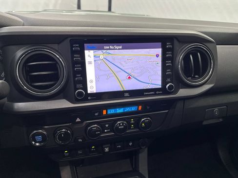 Used 2021 Toyota Tacoma TRD Pro AWD/4WD image 29